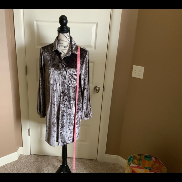 Billy T Crushed velvet tunic - Picture 1 of 8